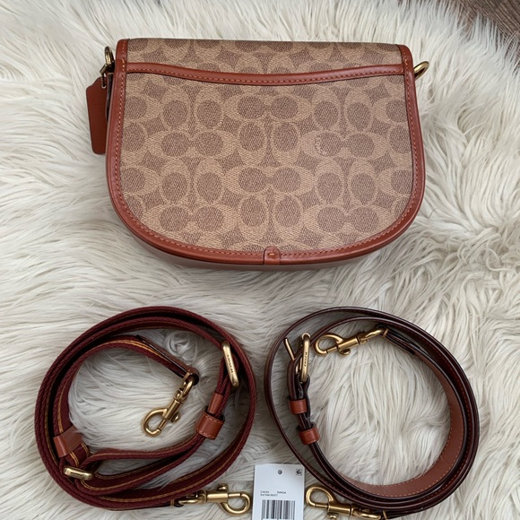 Coach Willow Saddle Bag Signature B4/ Tan Rust - Picture 10 of 16